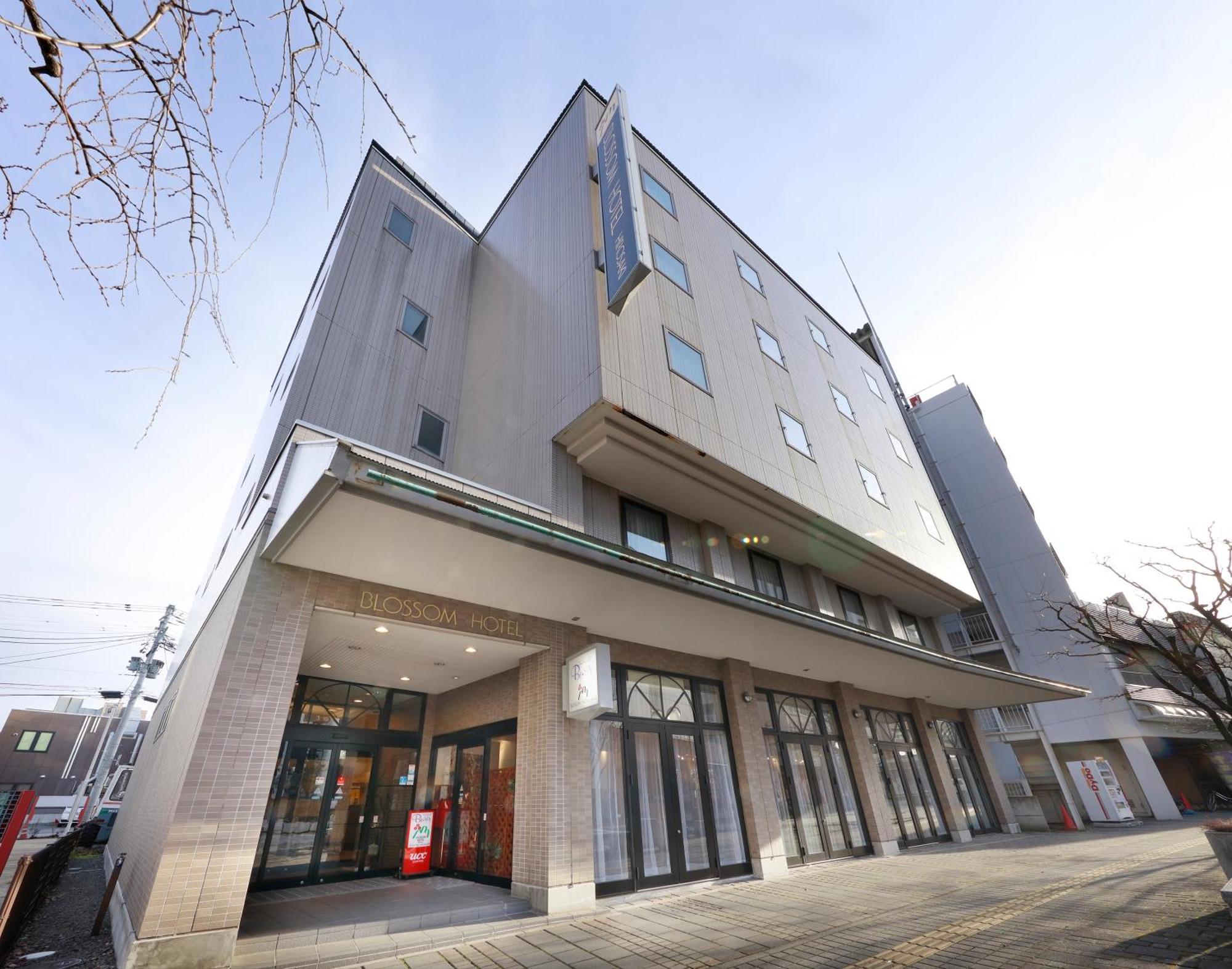 Blossom Hotel Hirosaki Exterior foto